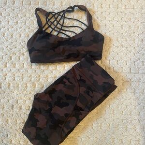 Lululemon Set leggings and sports bra size 6